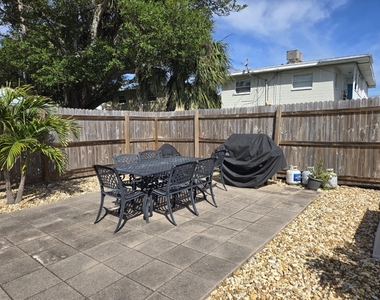 7605 Ridgewood Avenue - Photo Thumbnail 27