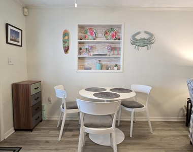 7605 Ridgewood Avenue - Photo Thumbnail 14