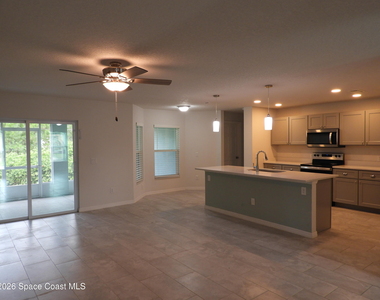 1530 Paley Circle Se - Photo Thumbnail 3