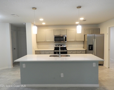 1530 Paley Circle Se - Photo Thumbnail 10