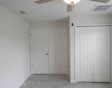1530 Paley Circle Se - Photo Thumbnail 11