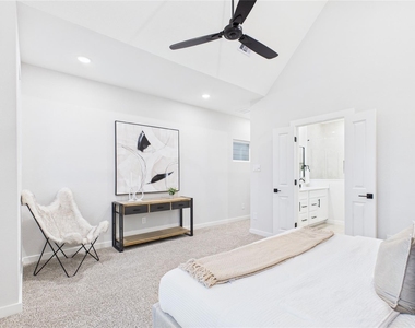 5032 Creekmont Drive - Photo Thumbnail 28