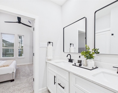 5032 Creekmont Drive - Photo Thumbnail 30