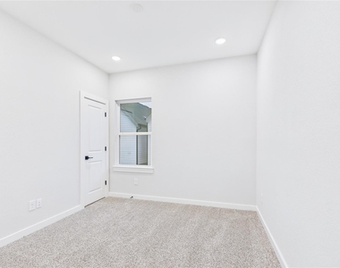 5032 Creekmont Drive - Photo Thumbnail 41
