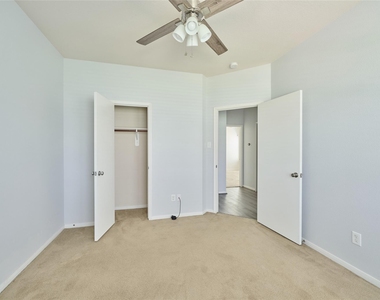 21718 Grassy Hill Lane - Photo Thumbnail 9