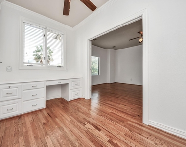 605 W Polk Street - Photo Thumbnail 26
