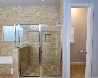 3715 Aldridge Drive - Photo Thumbnail 16