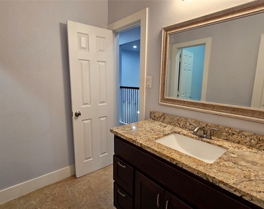 3715 Aldridge Drive - Photo Thumbnail 24