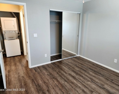 1710 University Lane - Photo Thumbnail 3