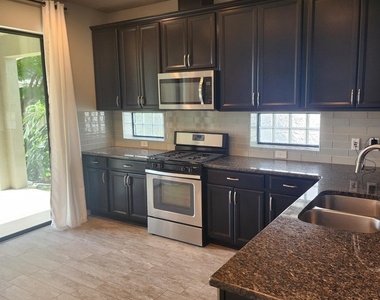2882 Amethyst Way - Photo Thumbnail 3