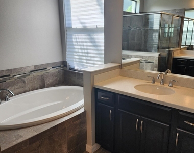 2882 Amethyst Way - Photo Thumbnail 17