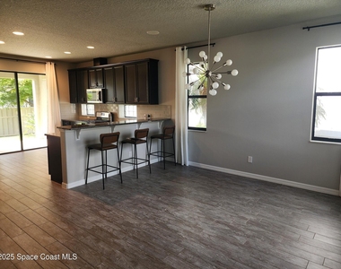 2882 Amethyst Way - Photo Thumbnail 5