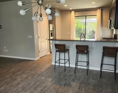 2882 Amethyst Way - Photo Thumbnail 4