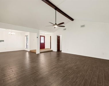 11427 Sagegrove Lane - Photo Thumbnail 6