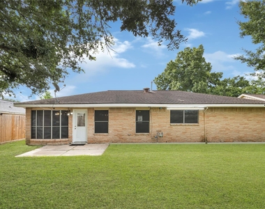 11427 Sagegrove Lane - Photo Thumbnail 21