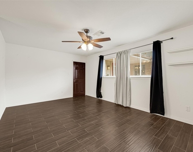 11427 Sagegrove Lane - Photo Thumbnail 18
