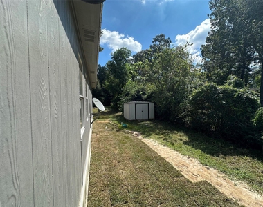 18143 Breezy Drive - Photo Thumbnail 36
