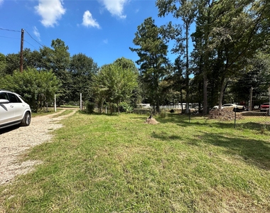 18143 Breezy Drive - Photo Thumbnail 3