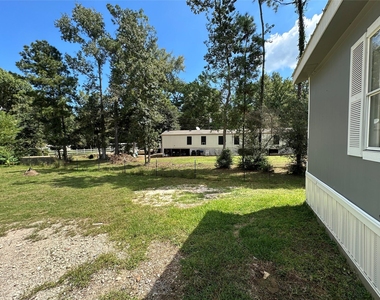 18143 Breezy Drive - Photo Thumbnail 8
