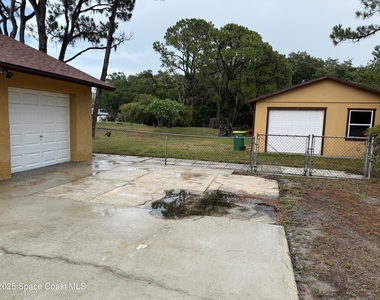 5425 Country Lane - Photo Thumbnail 9
