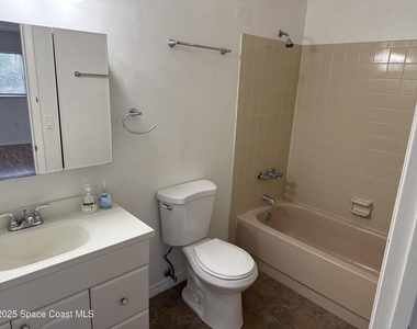 5425 Country Lane - Photo Thumbnail 4
