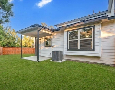 107 Silver Sky Court - Photo Thumbnail 28