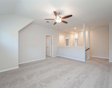107 Silver Sky Court - Photo Thumbnail 17