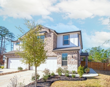 107 Silver Sky Court - Photo Thumbnail 2
