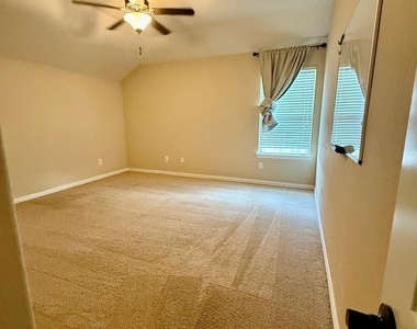 10314 Hatcher Dr - Photo Thumbnail 32