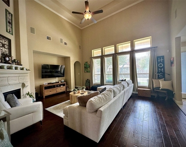 10314 Hatcher Dr - Photo Thumbnail 13