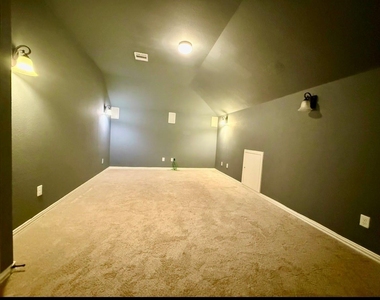 10314 Hatcher Dr - Photo Thumbnail 37