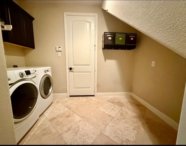 10314 Hatcher Dr - Photo Thumbnail 8