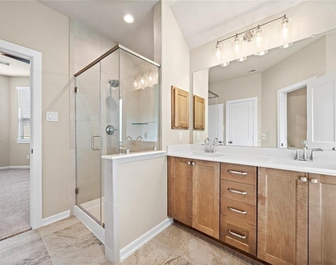 29202 Everett Ridge Lane - Photo Thumbnail 15