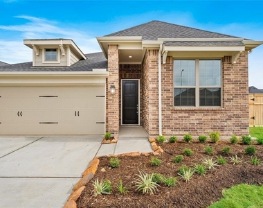 29202 Everett Ridge Lane - Photo Thumbnail 2