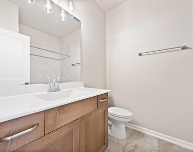 29202 Everett Ridge Lane - Photo Thumbnail 10