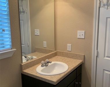 17038 Wilthorne Gardens - Photo Thumbnail 19