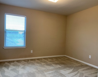 17038 Wilthorne Gardens - Photo Thumbnail 18