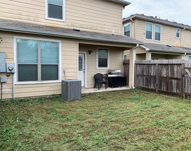 17038 Wilthorne Gardens - Photo Thumbnail 23