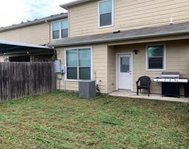 17038 Wilthorne Gardens - Photo Thumbnail 24