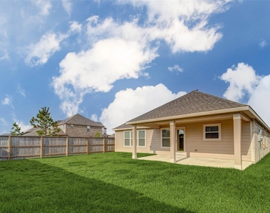 7706 Coral Key Drive - Photo Thumbnail 24