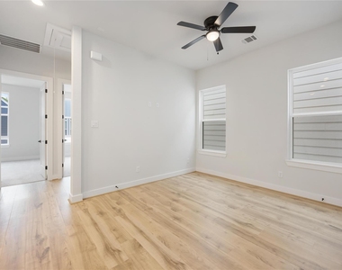 6112 De Campo Street - Photo Thumbnail 9