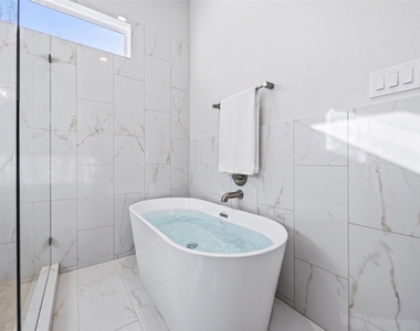 6112 De Campo Street - Photo Thumbnail 7