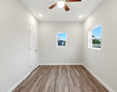 7010 Brownsville Street - Photo Thumbnail 13