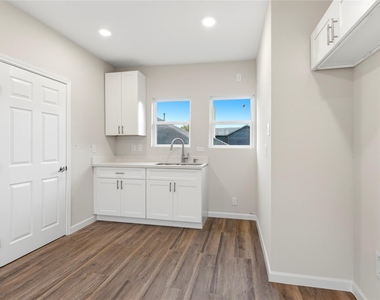7010 Brownsville Street - Photo Thumbnail 10