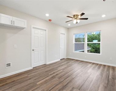 7010 Brownsville Street - Photo Thumbnail 11