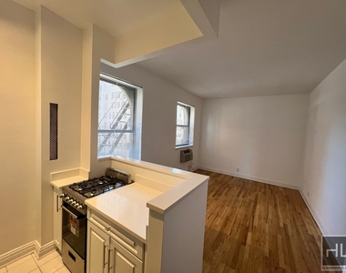East 83rd Street - Photo Thumbnail 1