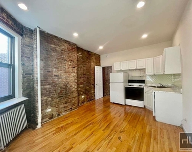 East 3rd Street - Photo Thumbnail 4