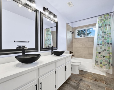 5910 Rolff Lane - Photo Thumbnail 19