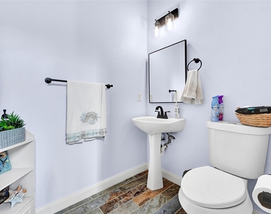5910 Rolff Lane - Photo Thumbnail 29