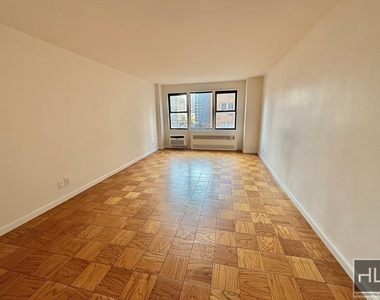 East 36 Street - Photo Thumbnail 1